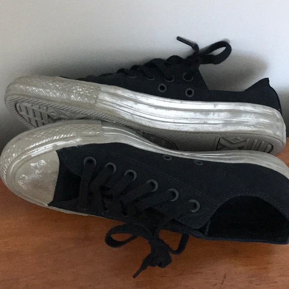 👟Converse Sneakers 👟 - Picture 5 of 6